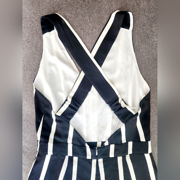 Dynamite Striped Romper - Picture 12 of 16